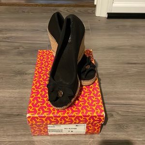 Tory Burch Jackie wedge size 7